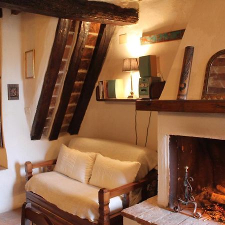 Petite Maison, Nel Borgo Di チェトーナ エクステリア 写真